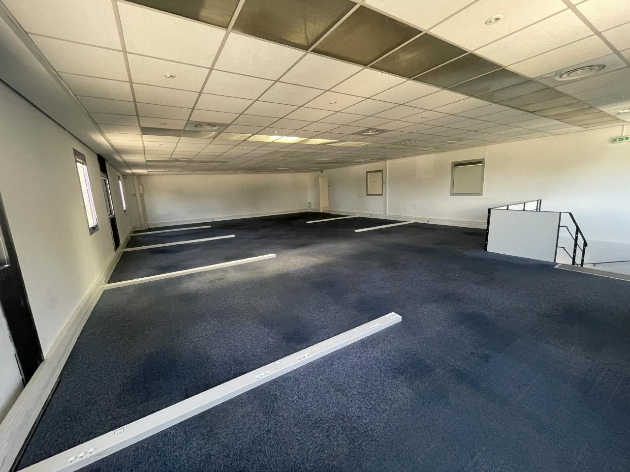 Local d'activité Antibes 481m² Location local d'activité Antibes Alpes-Maritimes OLACT2314472 5